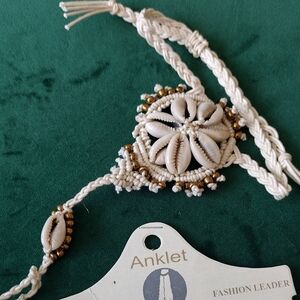 Cream and Gold Macrame Boho Style Shell Anklet